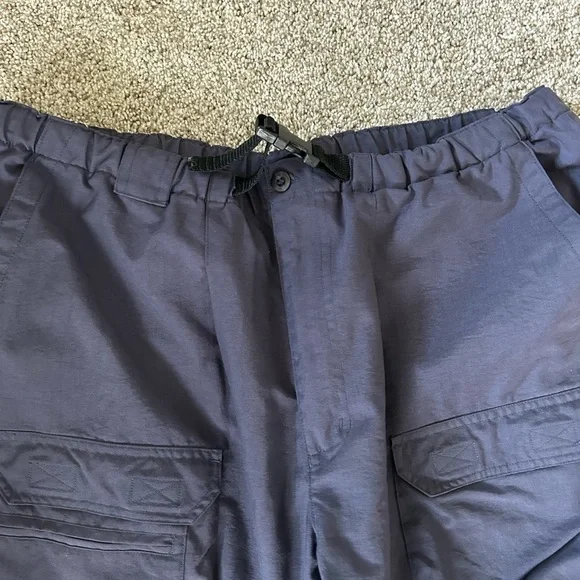 OuterSport men’s zip off hiking cargo pants. Elastic waist w belt. Nylon. Cargo - Picture 3 of 13